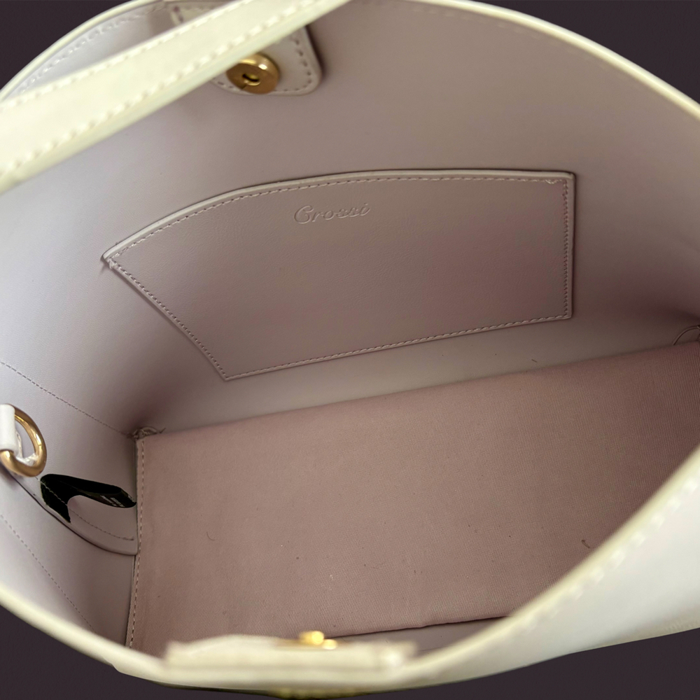 Lilac mini purse - Picture 2 of 2